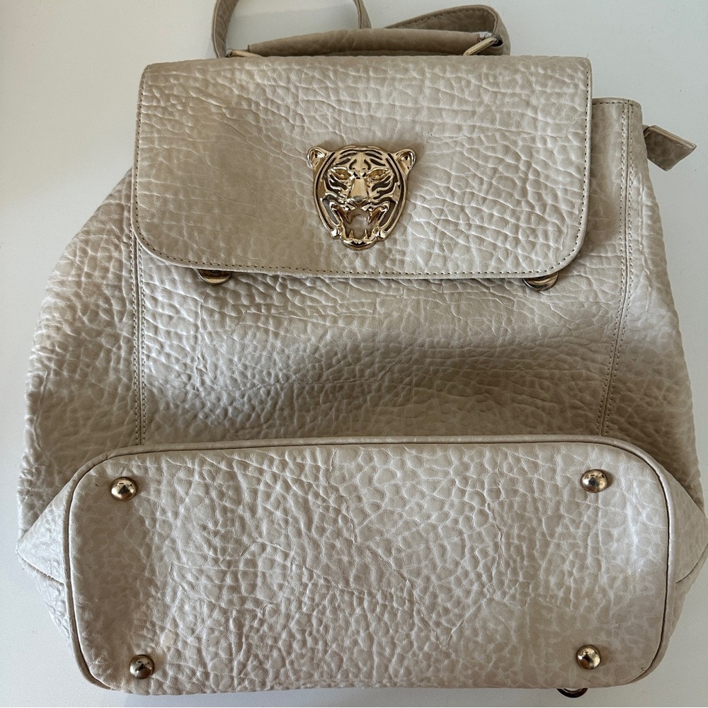 Nila Anthony Back pack Cream